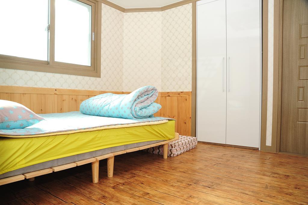 The 1St Andong Hostel Buitenkant foto